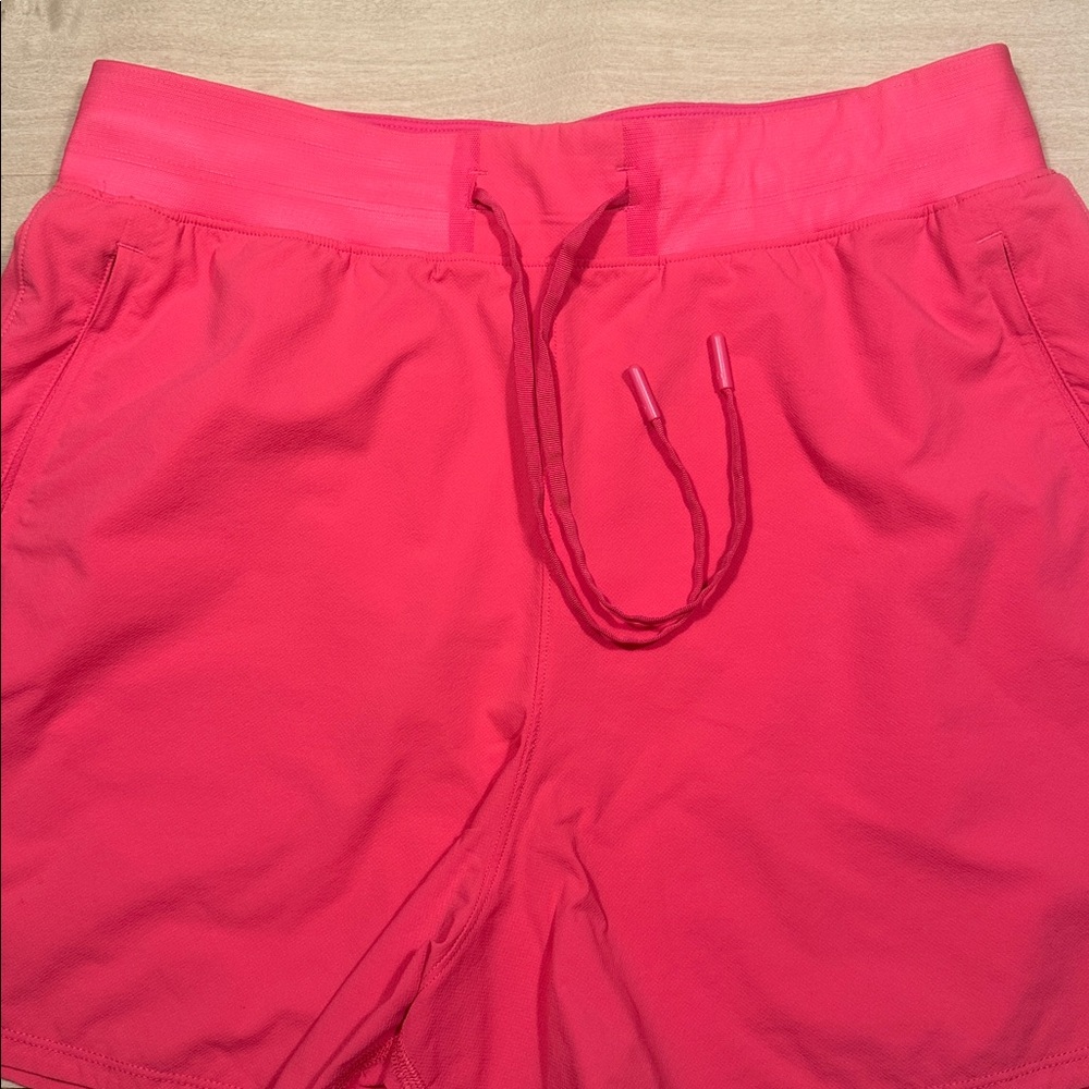 Lululemon License to Train High Rise Shorts 4” Sz 8 - Picture 5 of 13